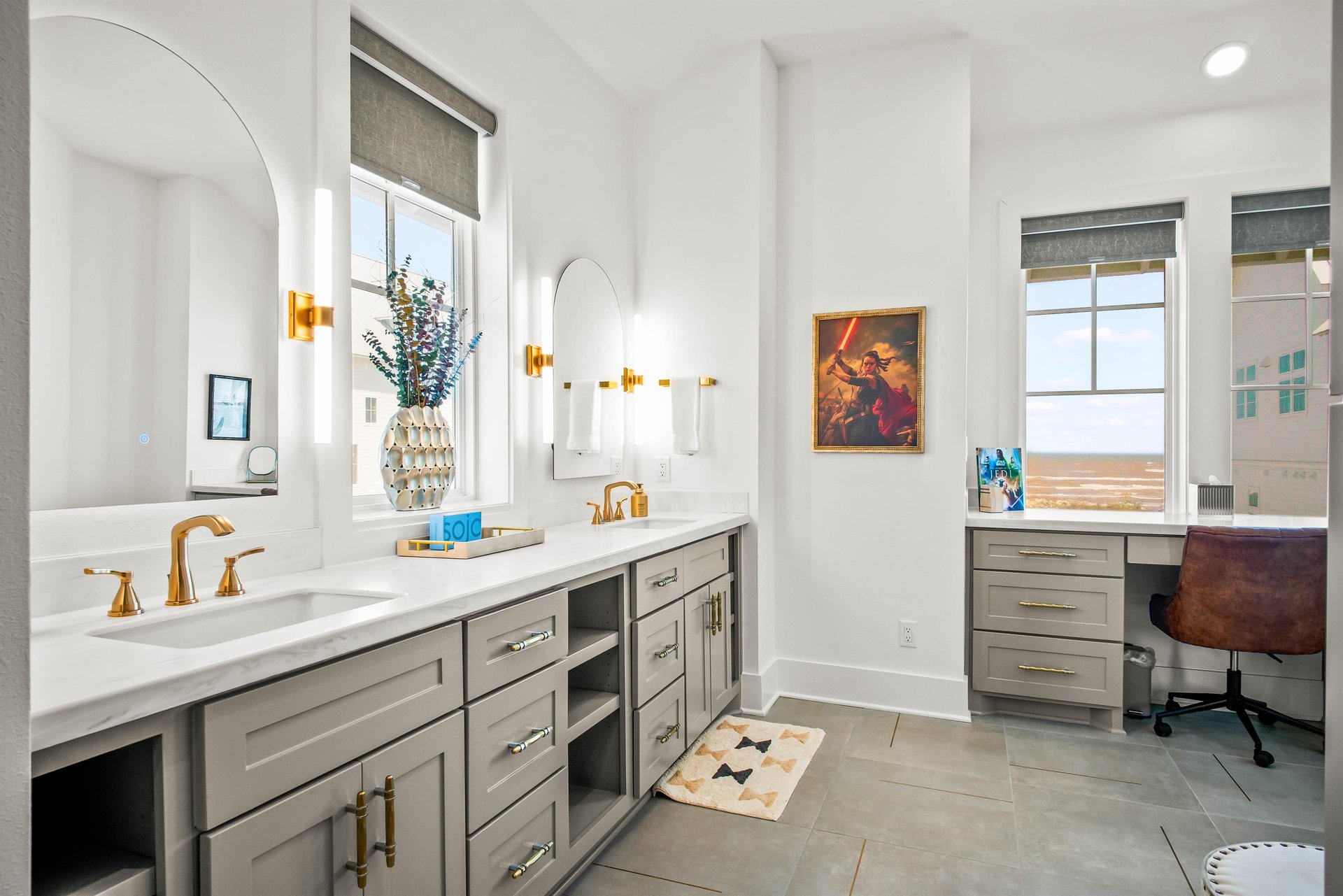 Primary King Bathroom, 3rd Floor