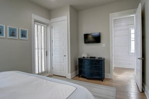 2nd Floor King Bedroom