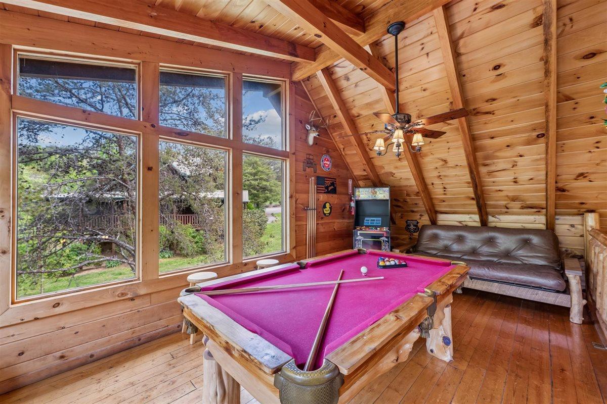 28Game Room