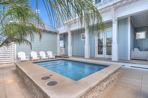 Private Pool  Outdoor Lounge, 1st Floor