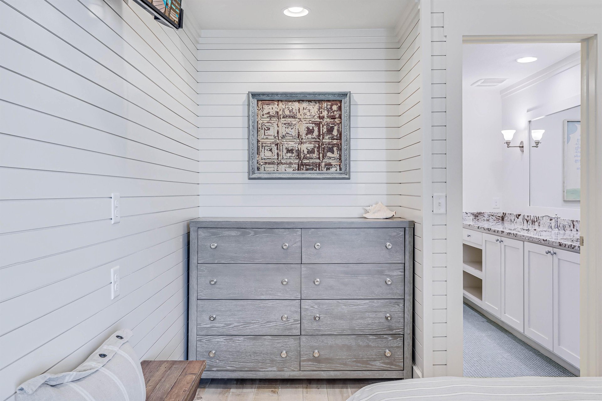 Front King Bedroom, 1st Floor