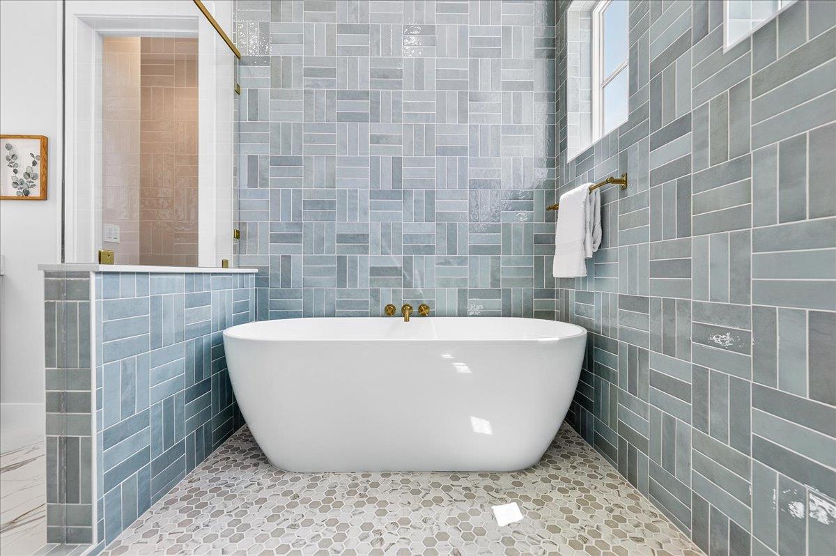 Primary King bathroom