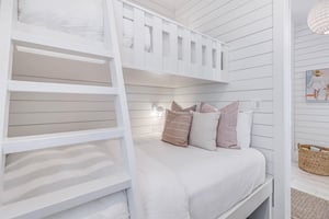 Bunk Bedroom, 1st Floor
