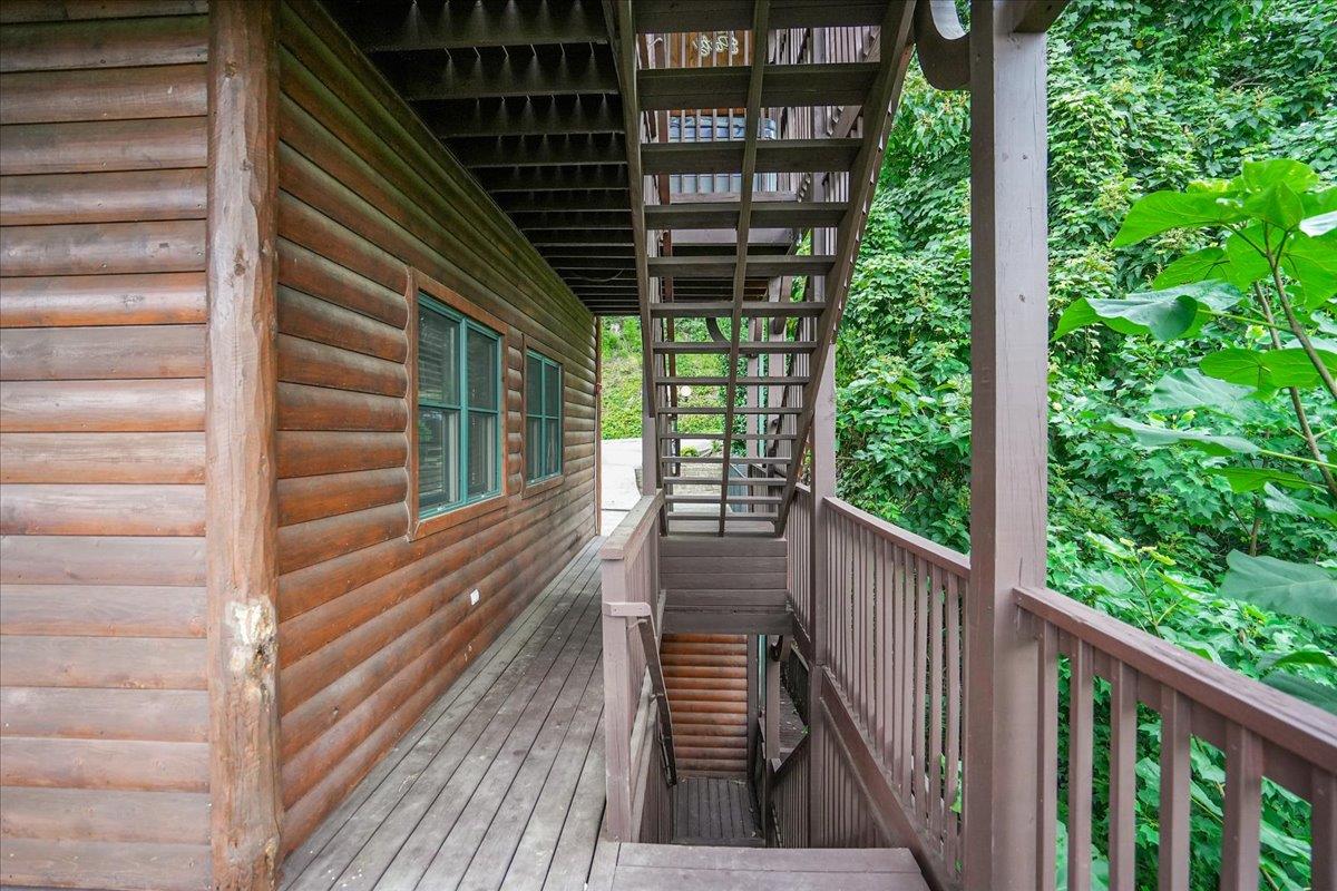 084Deck