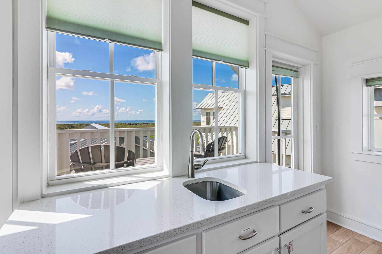 Twin Bedroom with Peaks of Gulf, 3rd Floor