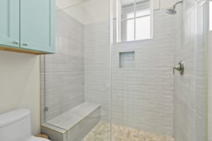 Shared Bathroom, 2nd Floor