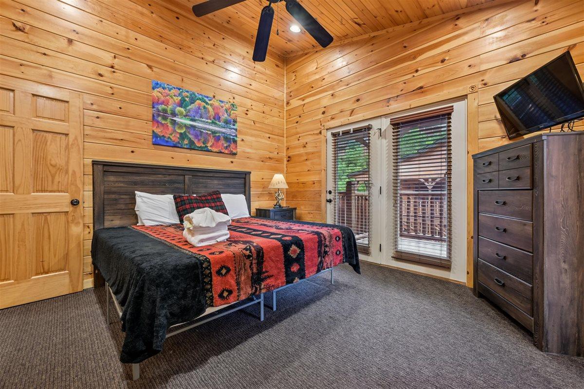 062Bedroom