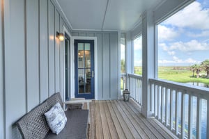 Shared LakeView Balcony, 2nd Floor