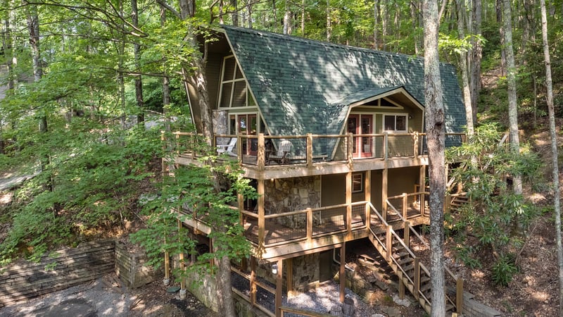 Gatlinburg Lodge Ext 002original