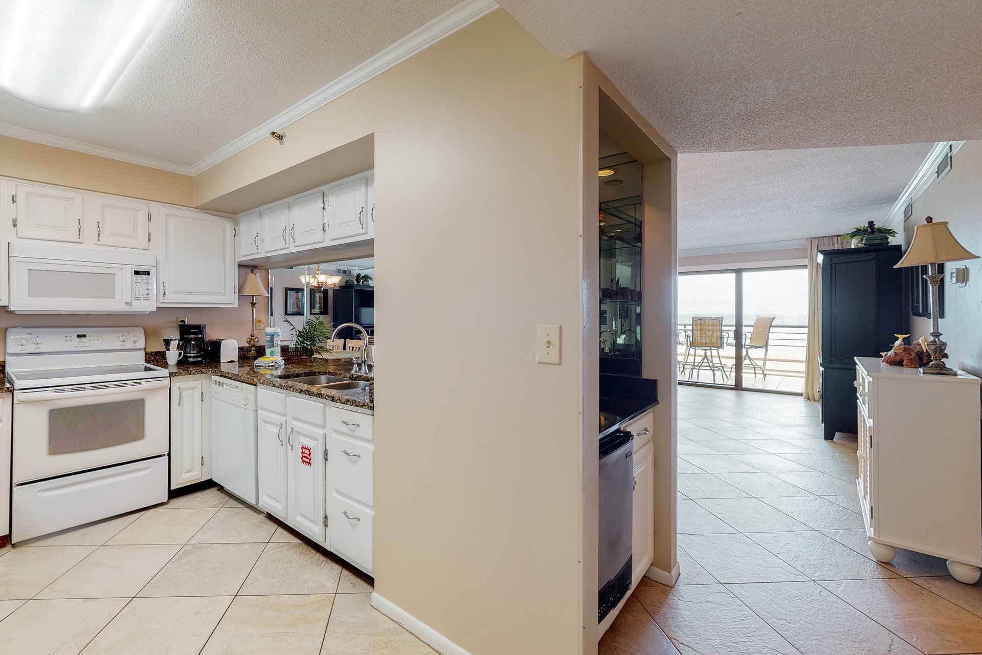 Emerald Towers 0503 14