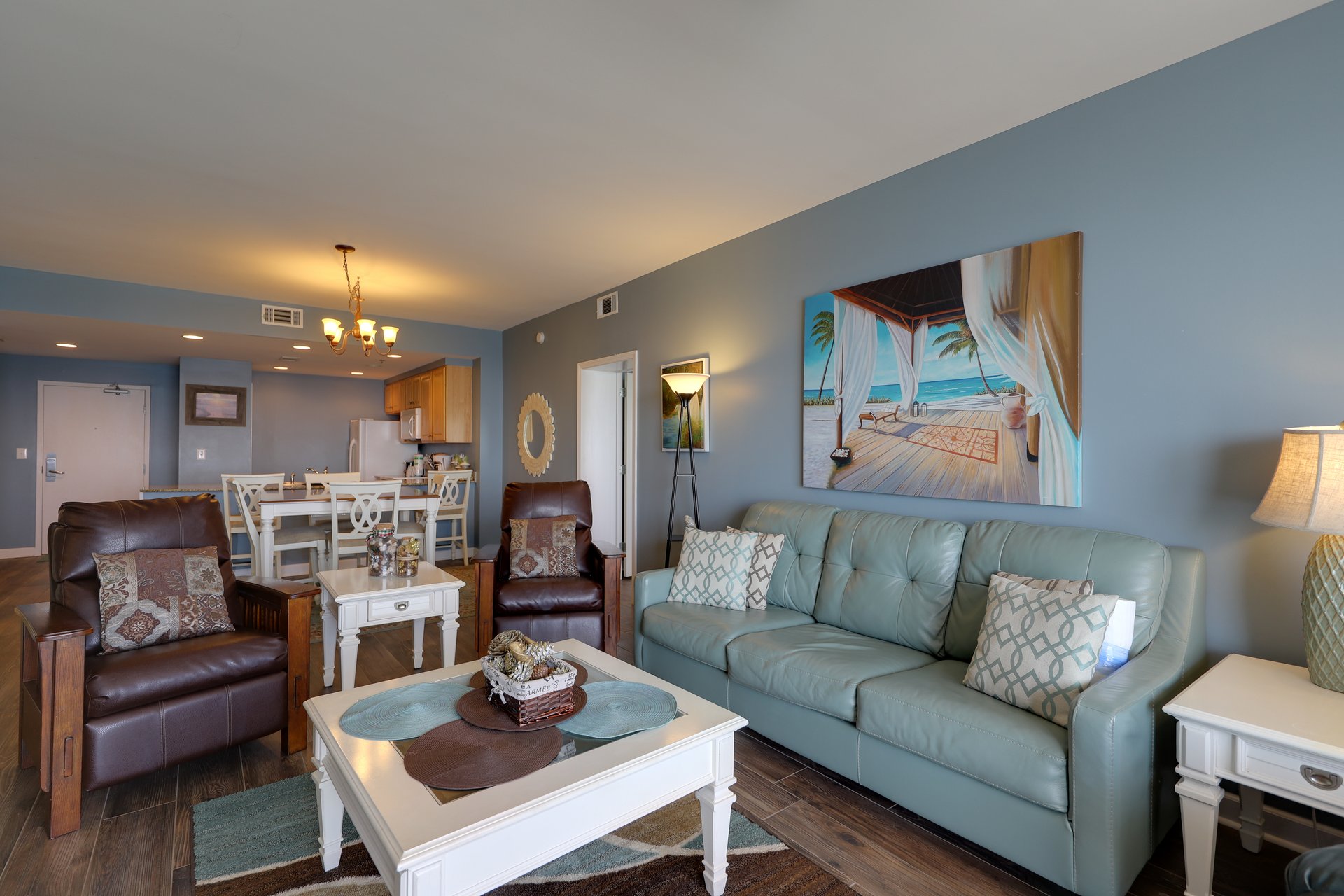 Splash Resort 907W 7