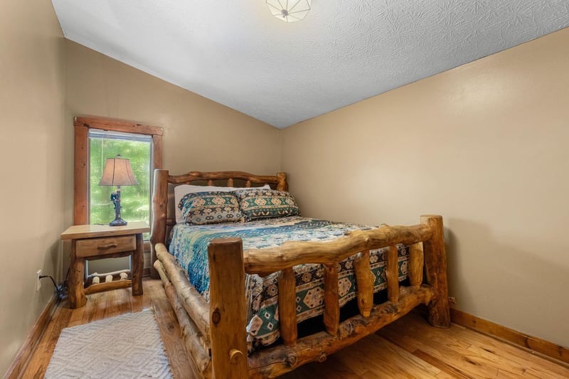 cabinbythecreekside23