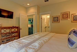 Fourth King Suite, 1st Floor