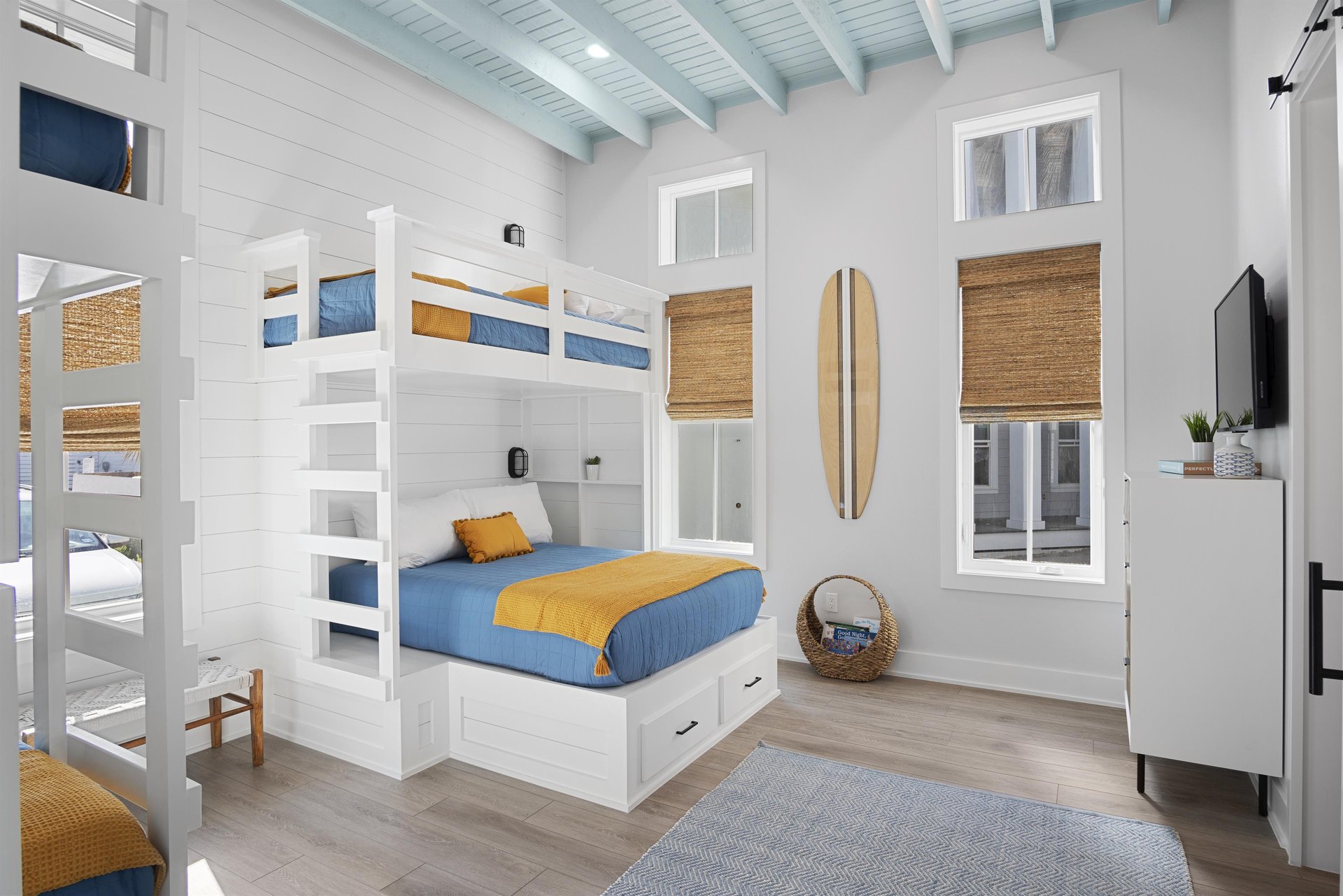 1st Floor Bunk Room