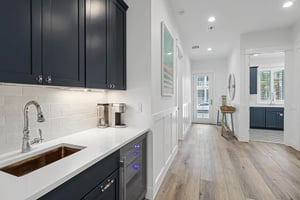 Entry and Wet Bar, 1st Floor