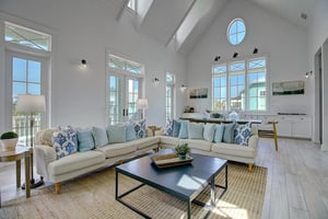 2nd Floor Living Area