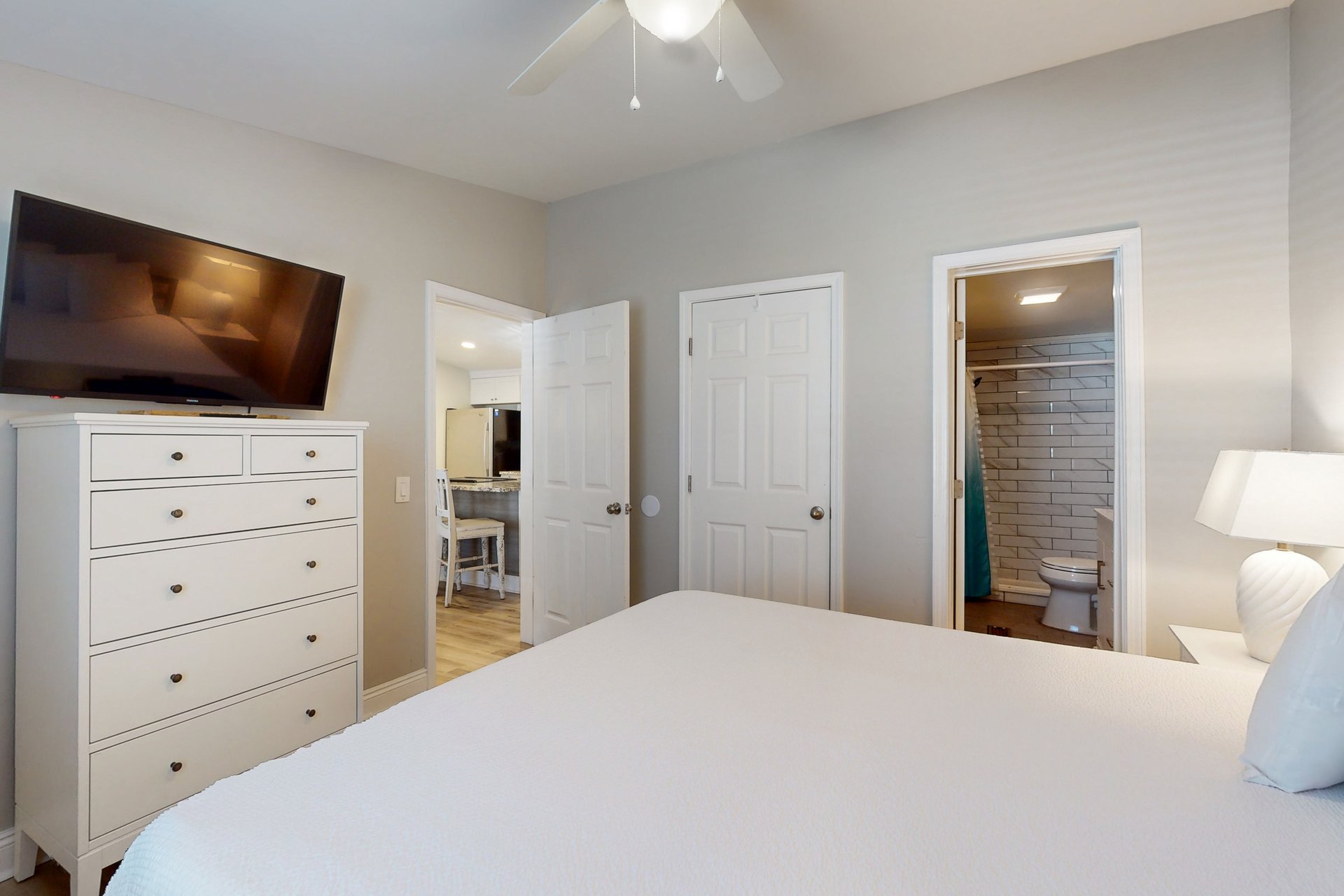 Laguna Beach Leisure 10