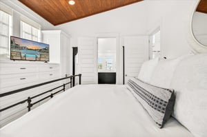 2nd Floor, Primary King Bedroom