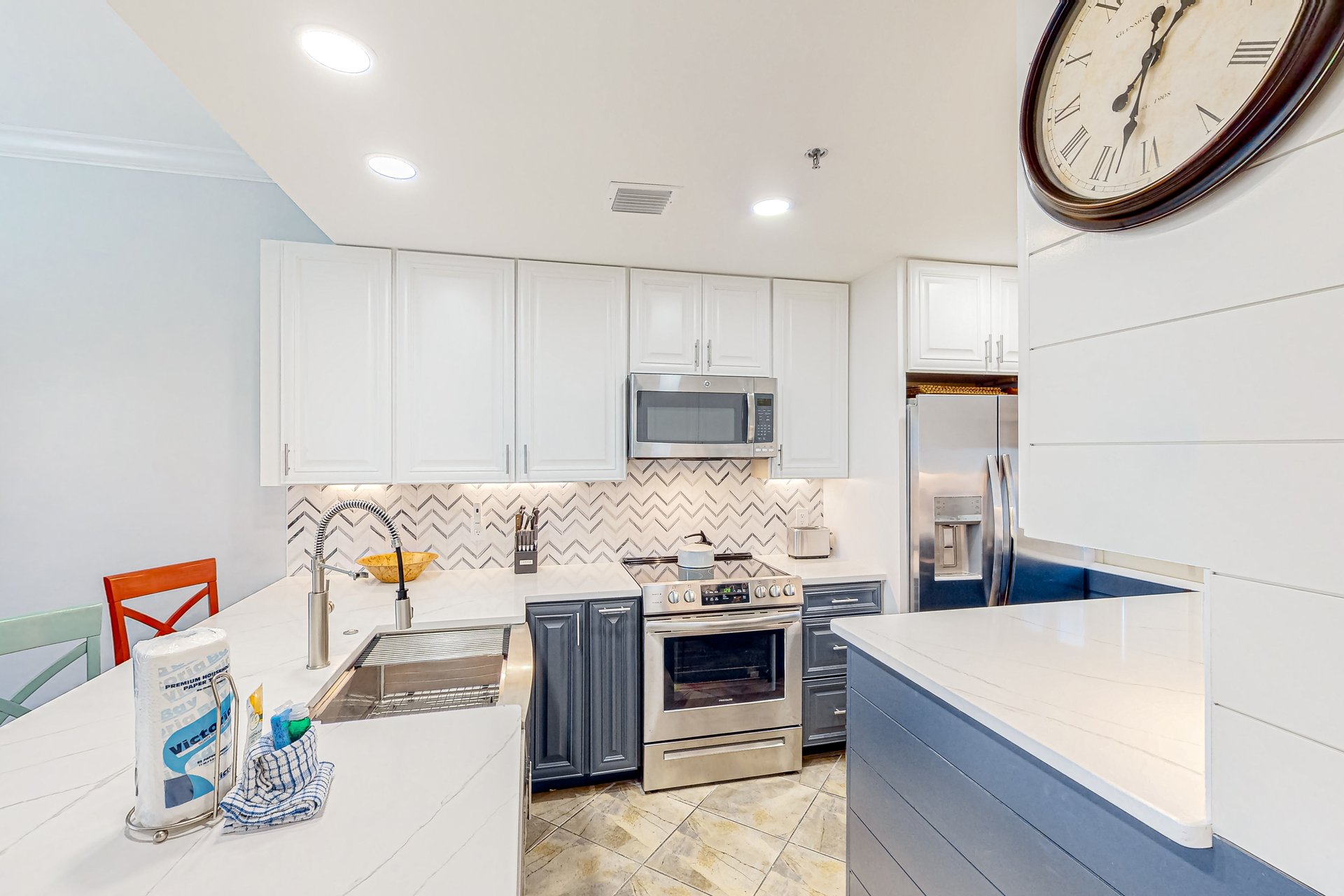 TOPSL Beach Manor 804 11