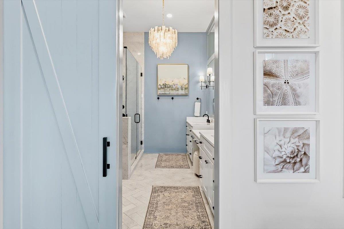 2nd Floor, Primary King Bathroom