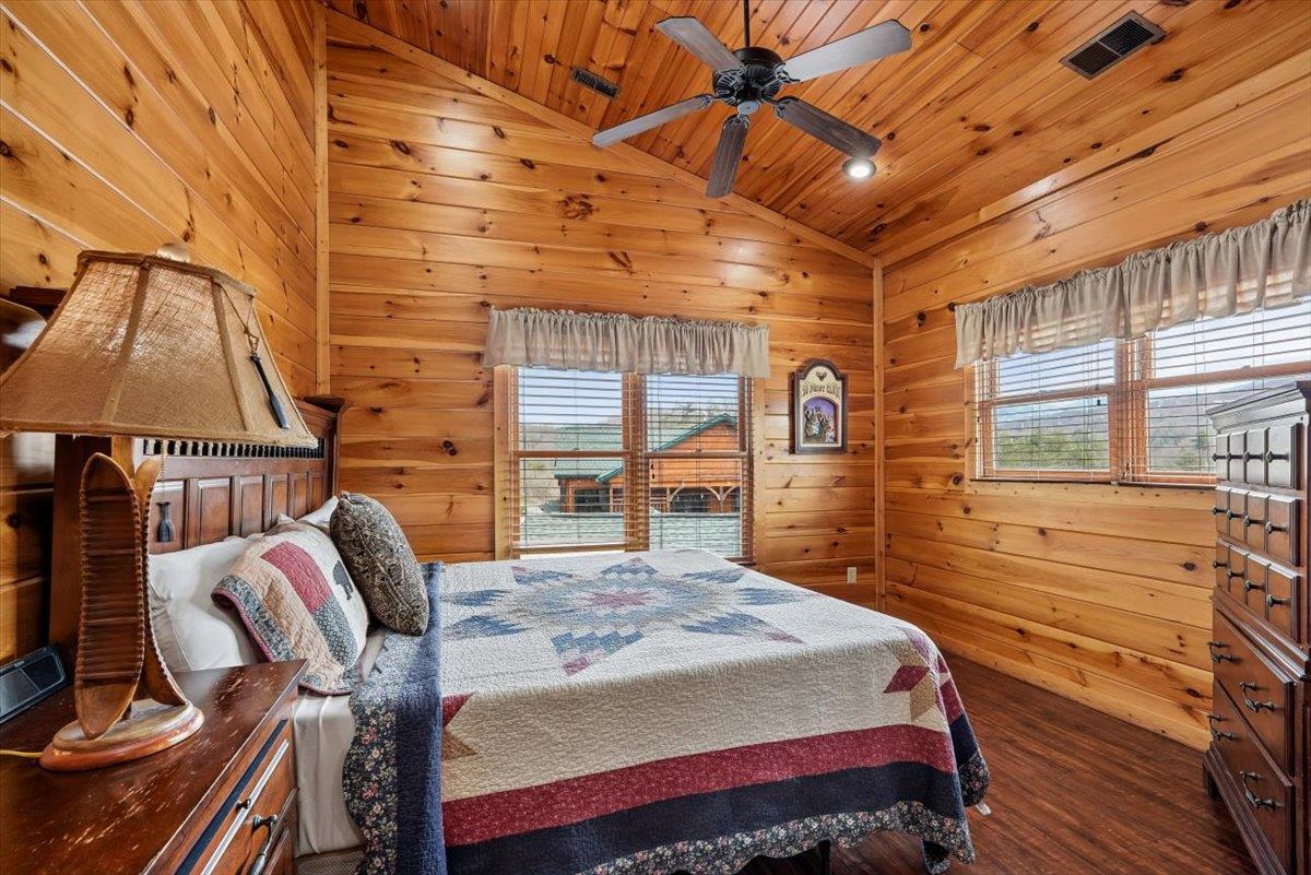 52Primary Bedroom