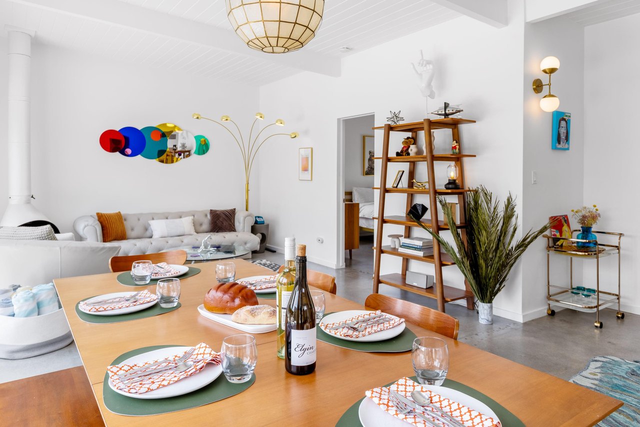 Dining Room for 6