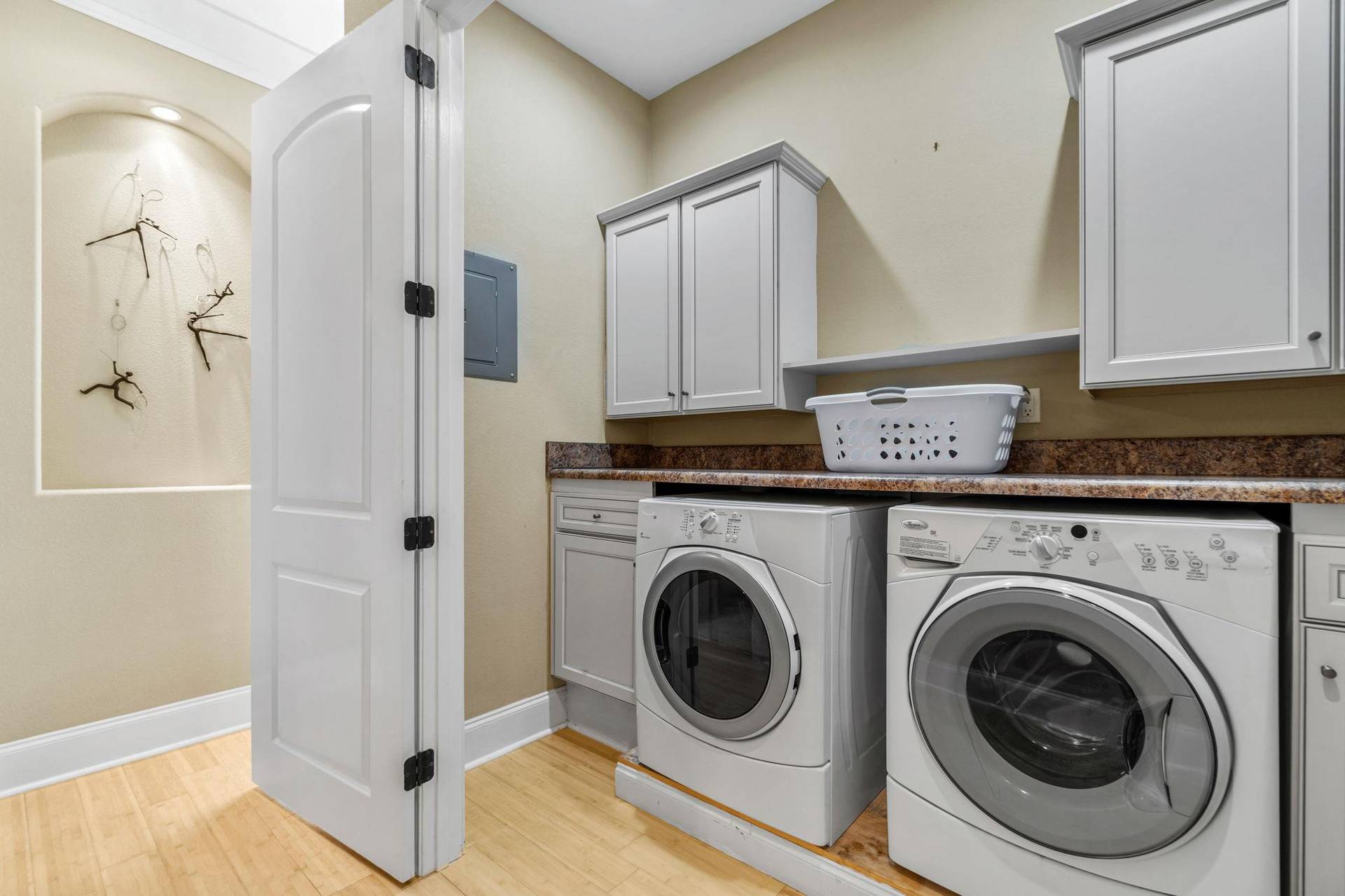 3rd Floor Laundry Room
