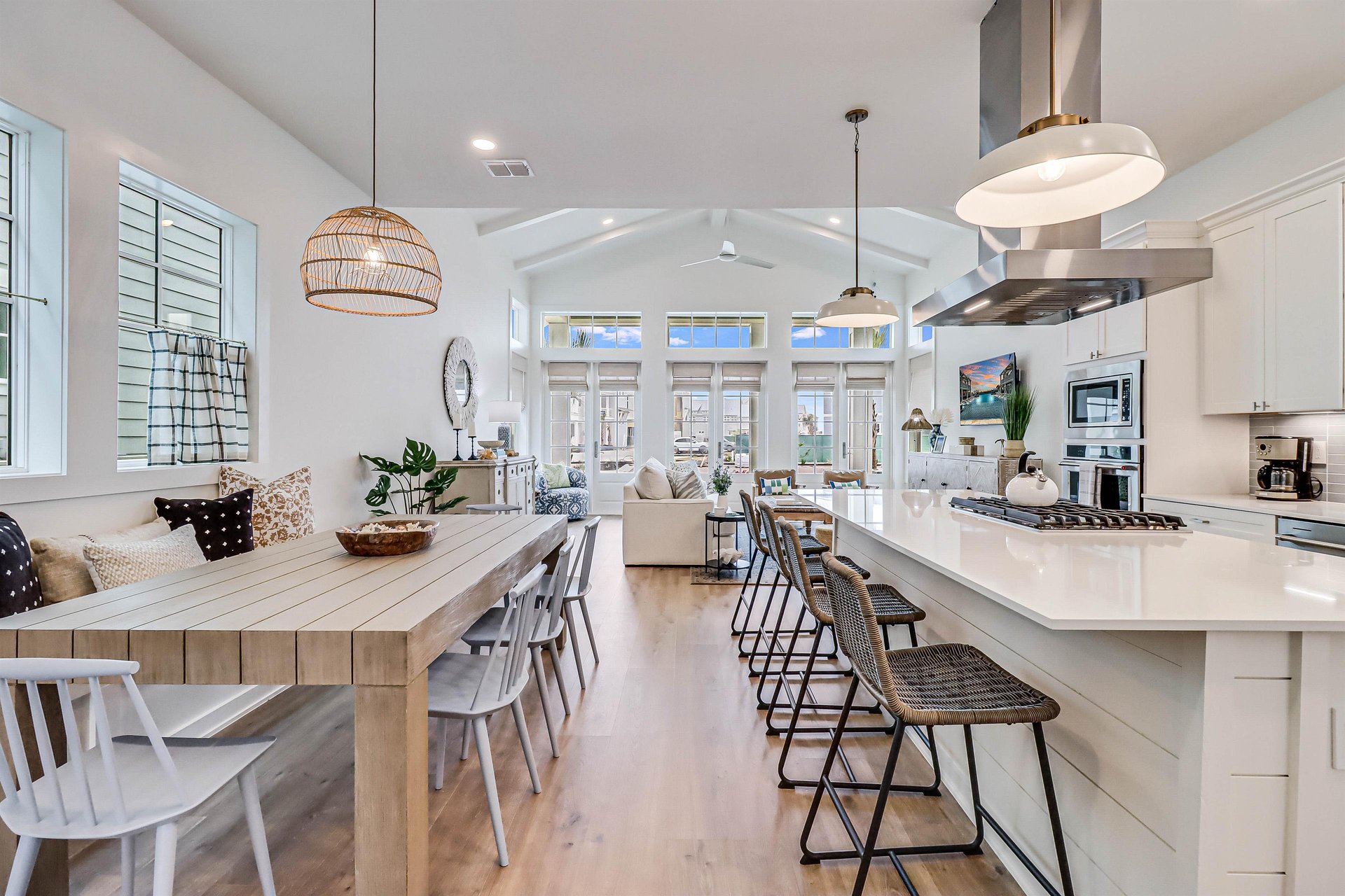 Main Living Area, 1st Floor