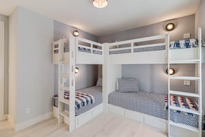Bunk Room with Shared Bathroom, 2nd Floor