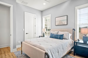 Queen Bedroom, 1st Floor