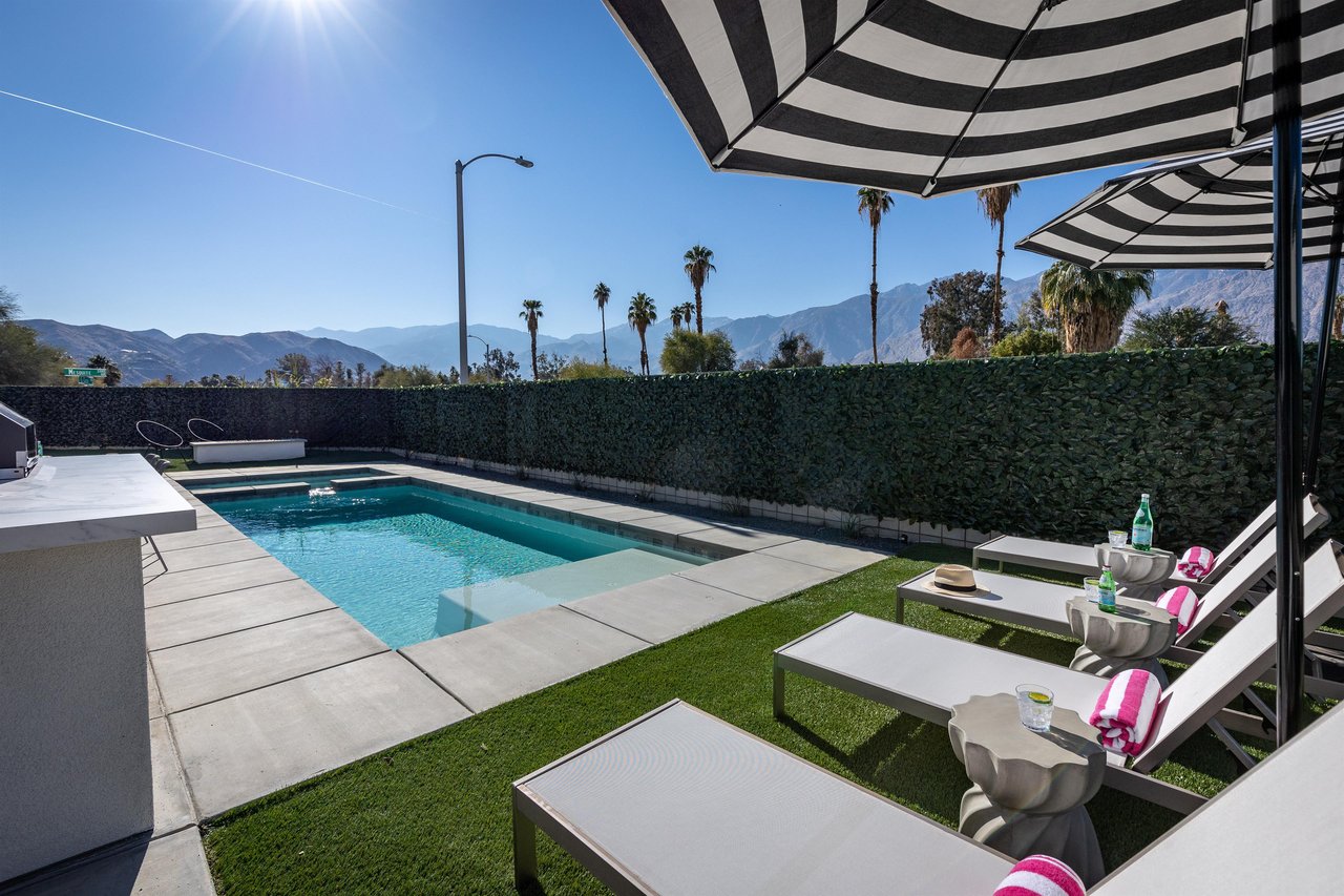 Relax in the sunny afternoons