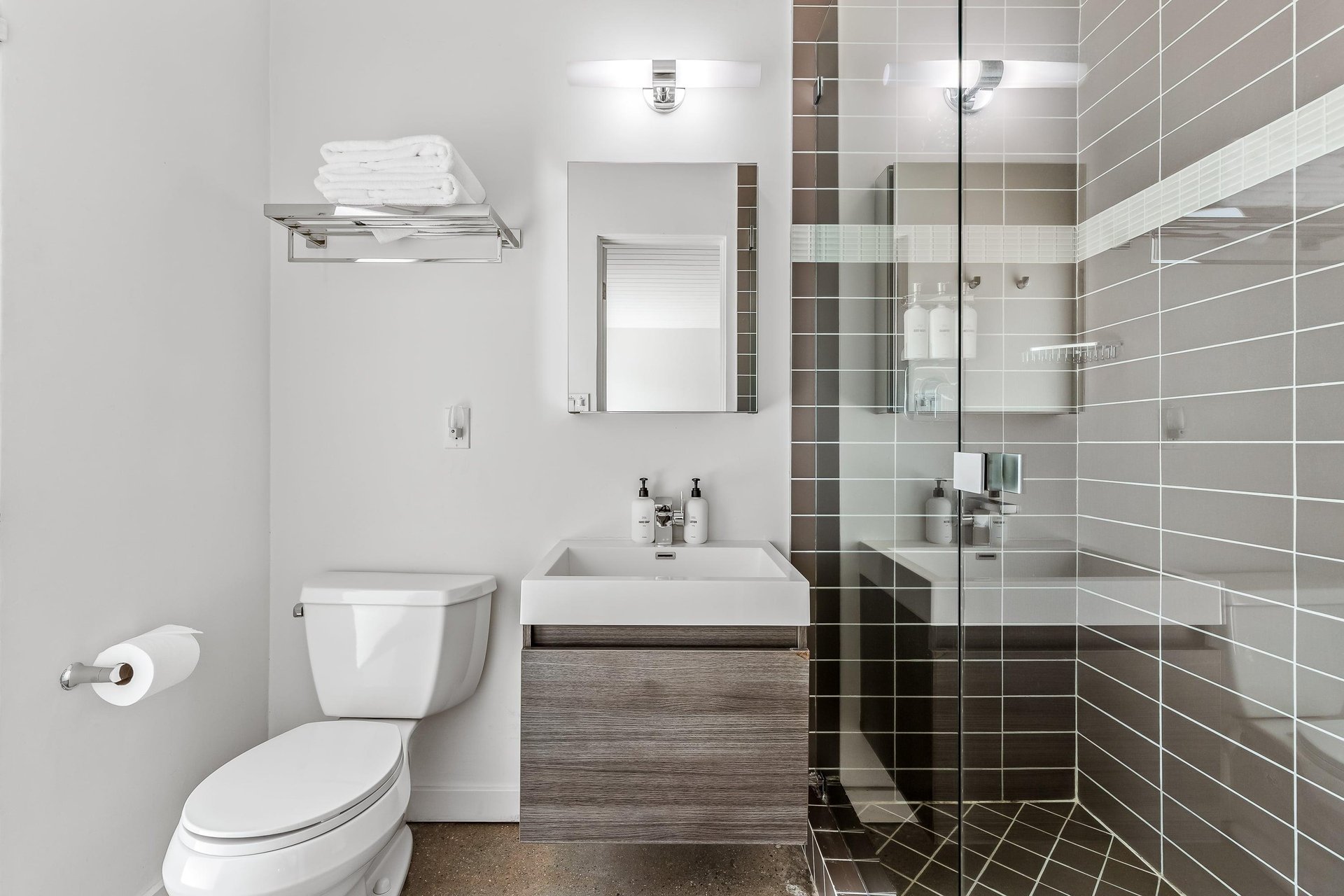 Glass walkin shower