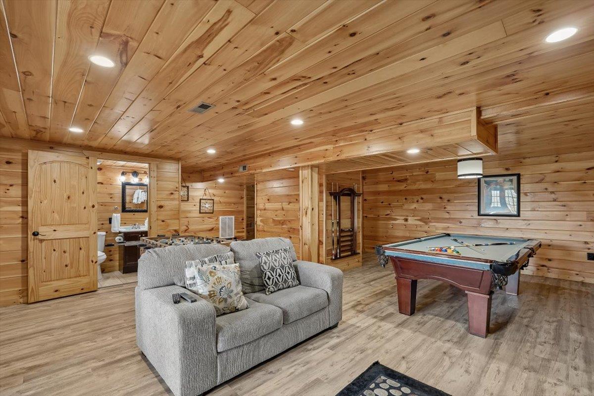 43Rec Room