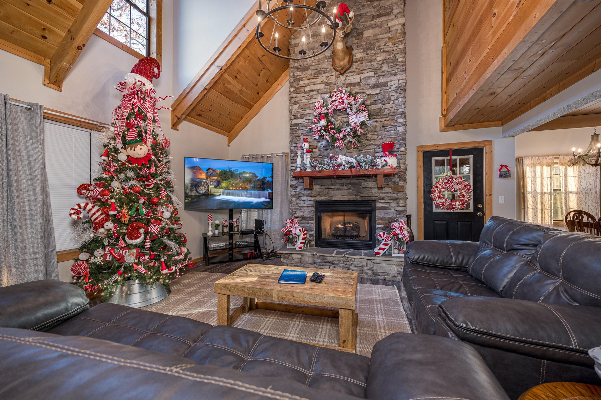 at bearadise 4 us a 3 bedroom cabin rental located in pigeon forge