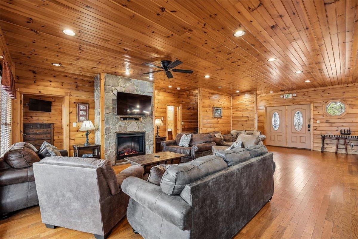 021Living Room