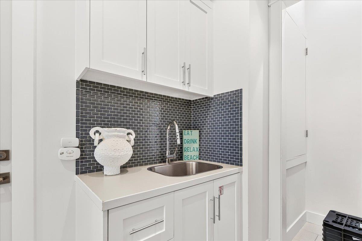 Laundry Room, 1st Floor