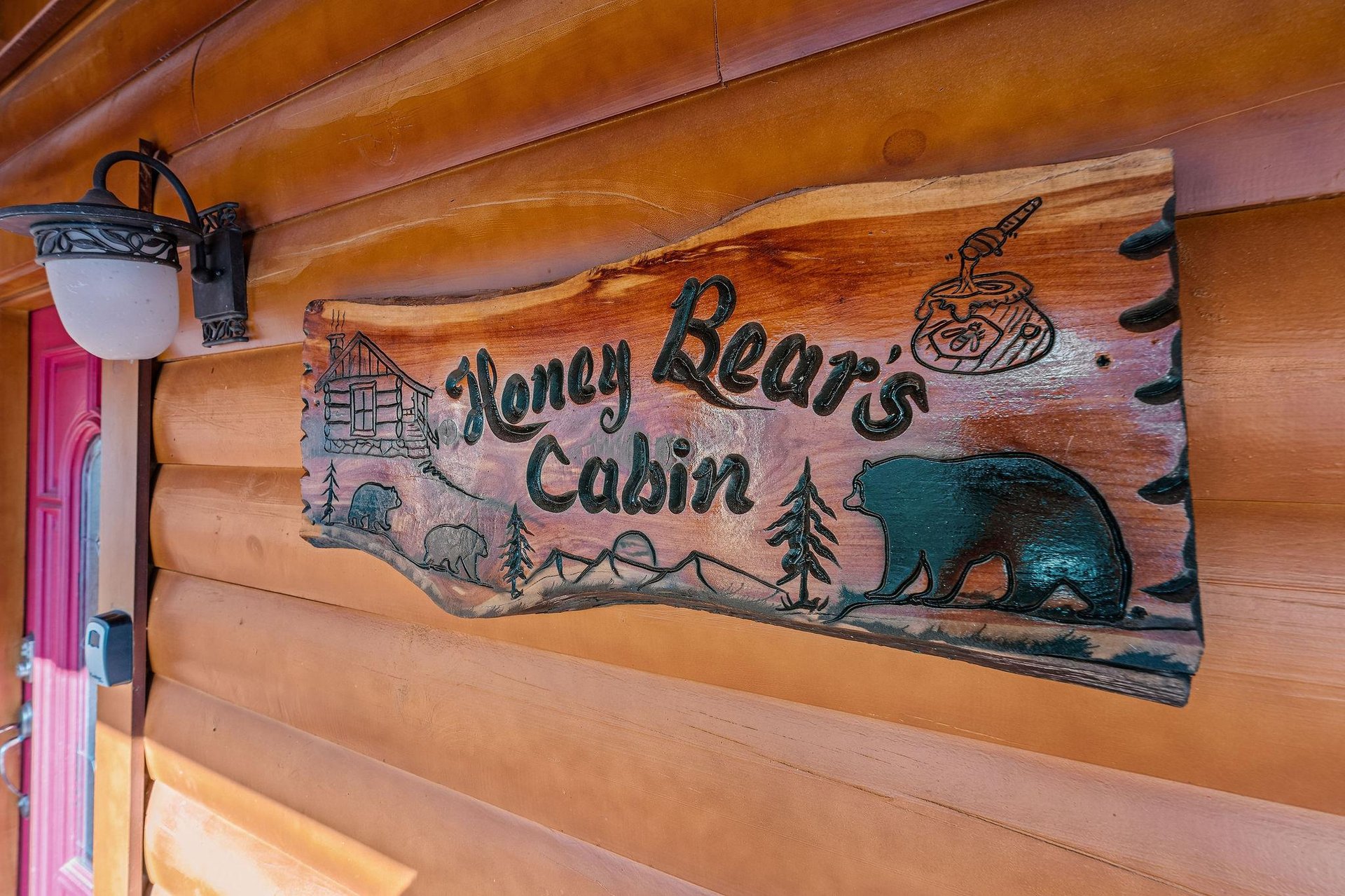 Honey Bear Cabin sign