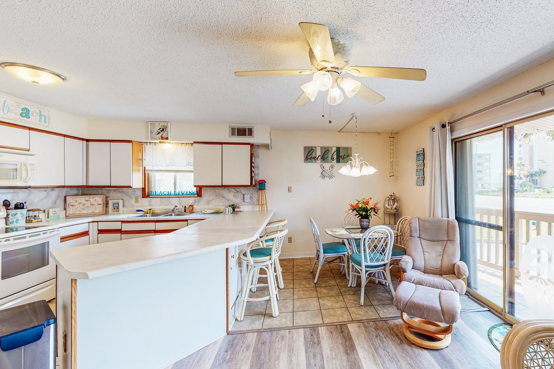 Lei Lani Mini Tower 118 8