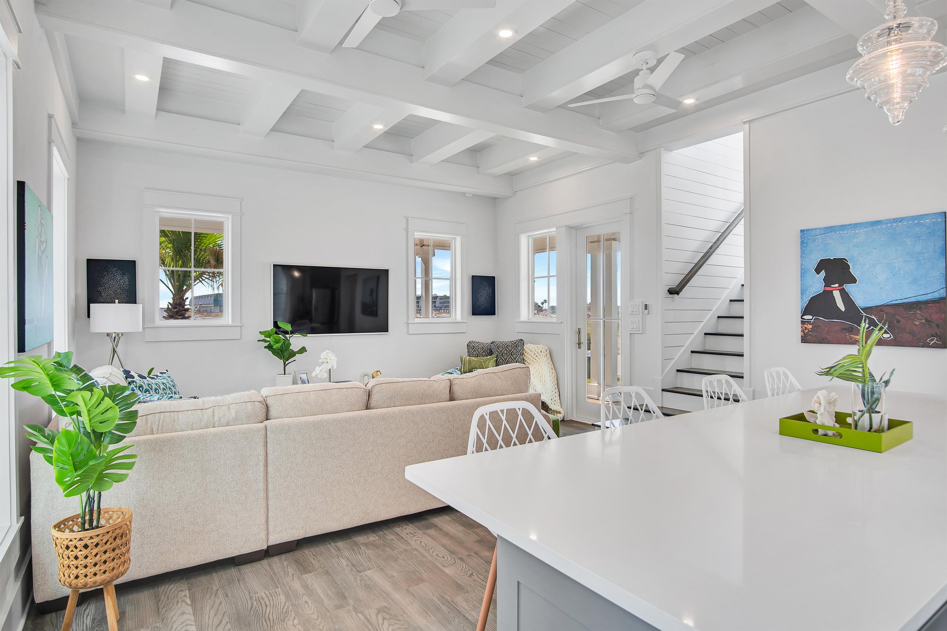 Living Area, 1st Floor