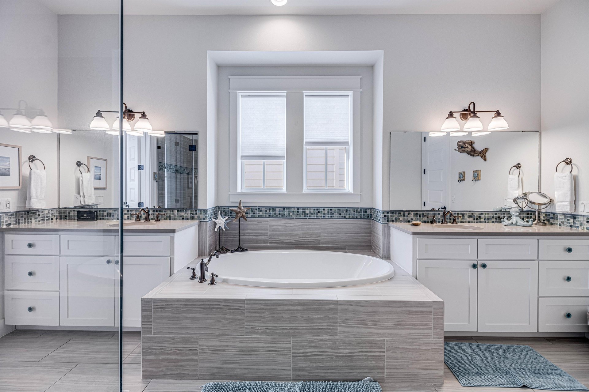 Primary King Suite Bathroom, 2nd Floor