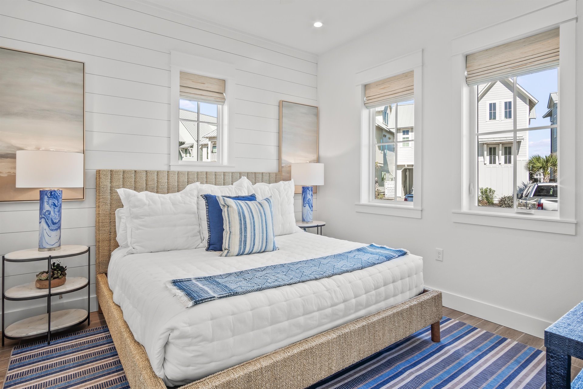 King Bedroom, 1st Floor