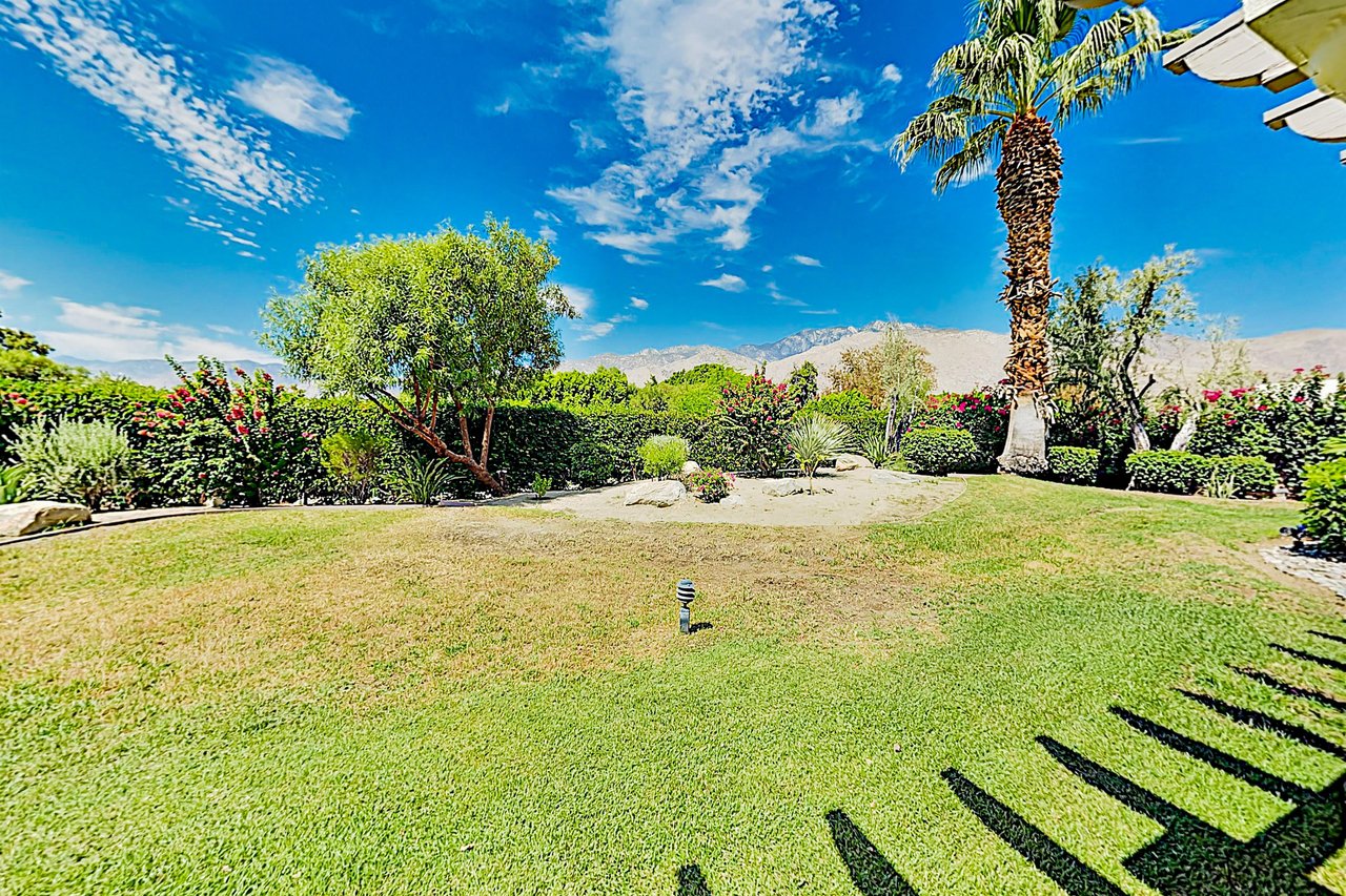 Width1280