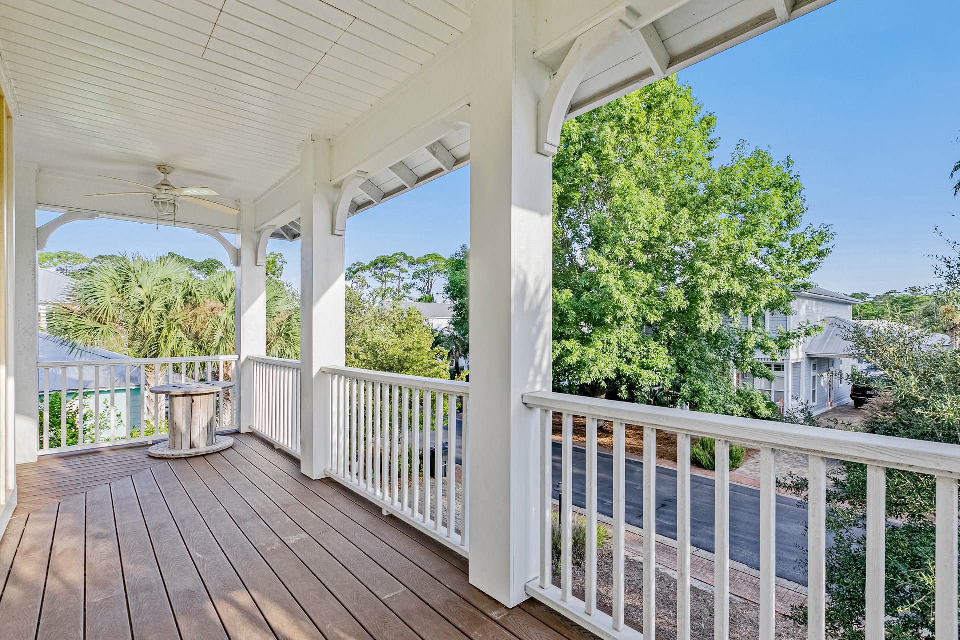 Cassine Village Escape 32