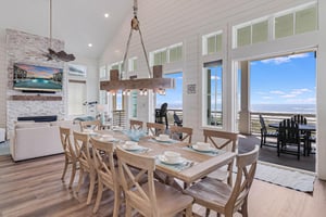 Dining Area with Gulf View, 3rd Floor