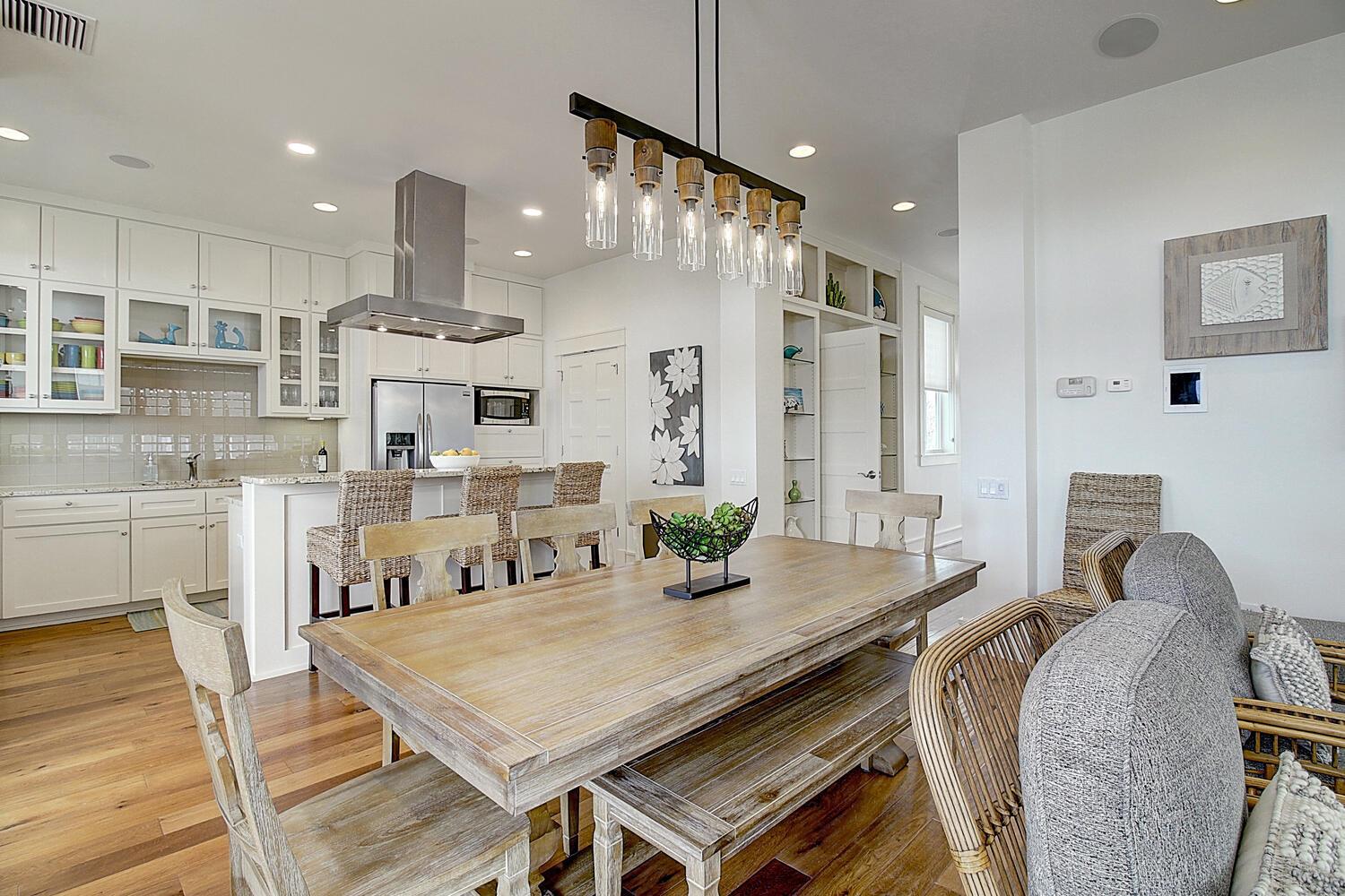 2nd Floor, Dining Area