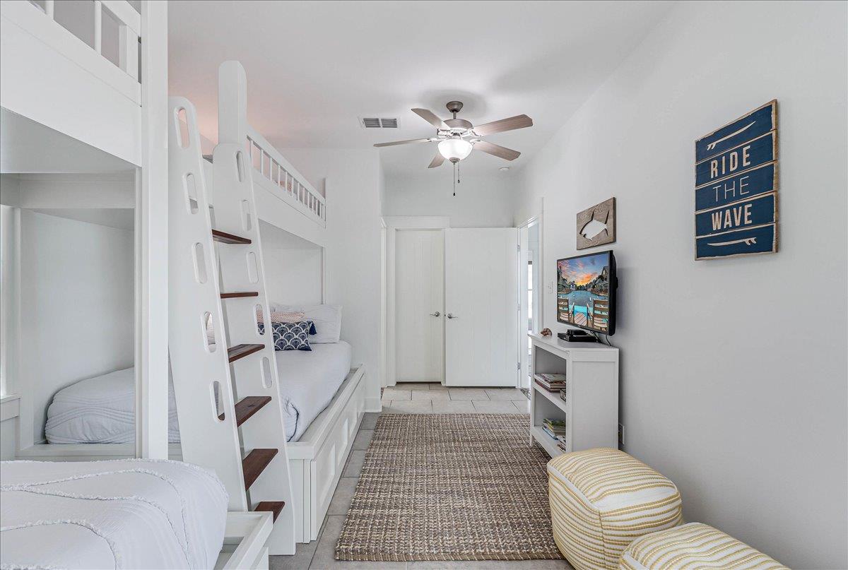 Bunk Bedroom, 1st Floor