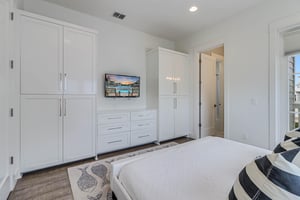 Third King Bedroom, 2nd Floor