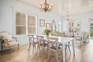 1st Floor, Dining Area