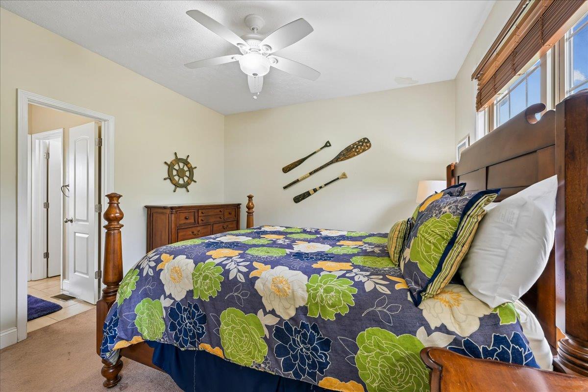 42Bedroom
