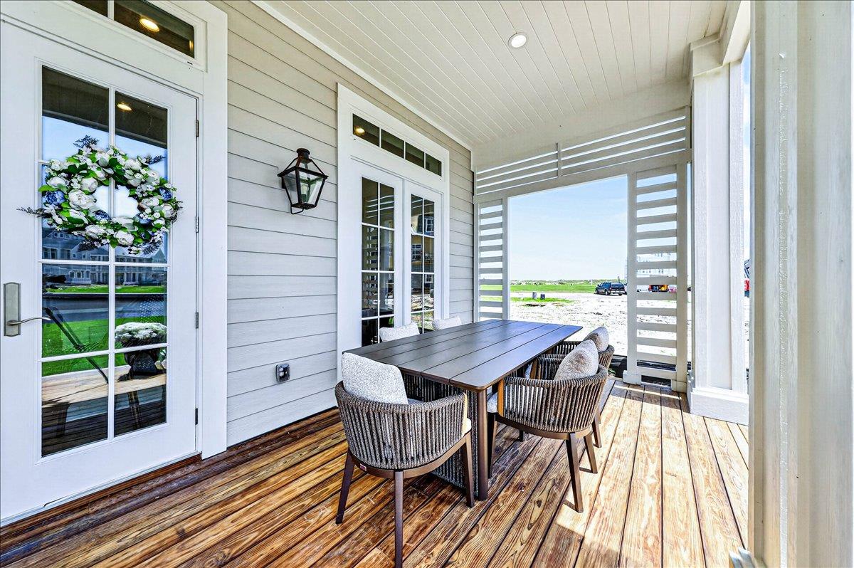 Back Porch, 1st Floor